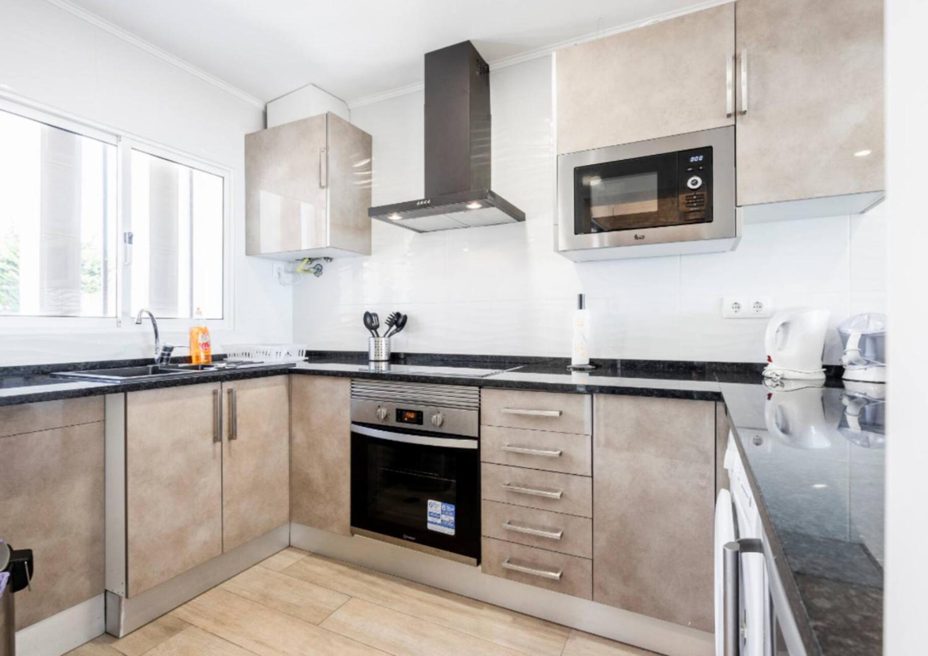 Vista Mar E Terra Apartment อัลบูเฟรา ภายนอก รูปภาพ