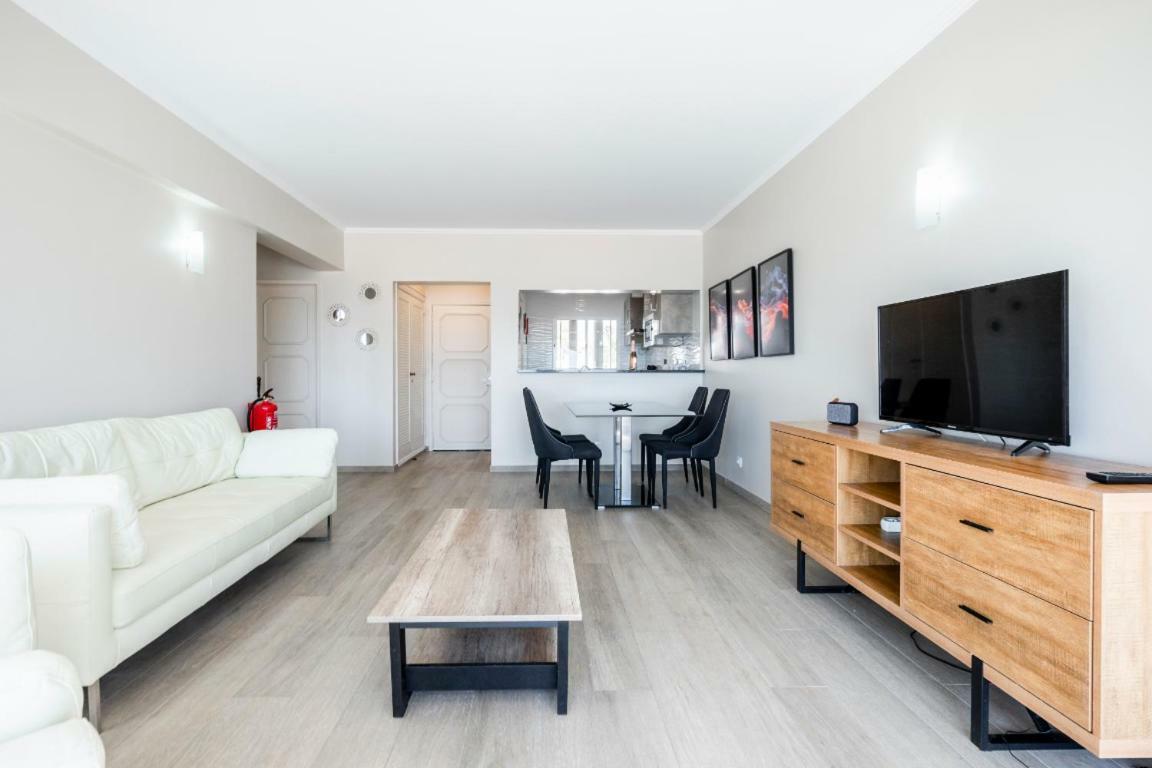 Vista Mar E Terra Apartment อัลบูเฟรา ภายนอก รูปภาพ